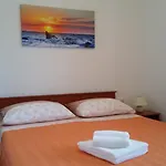 アパート Apartment Labin